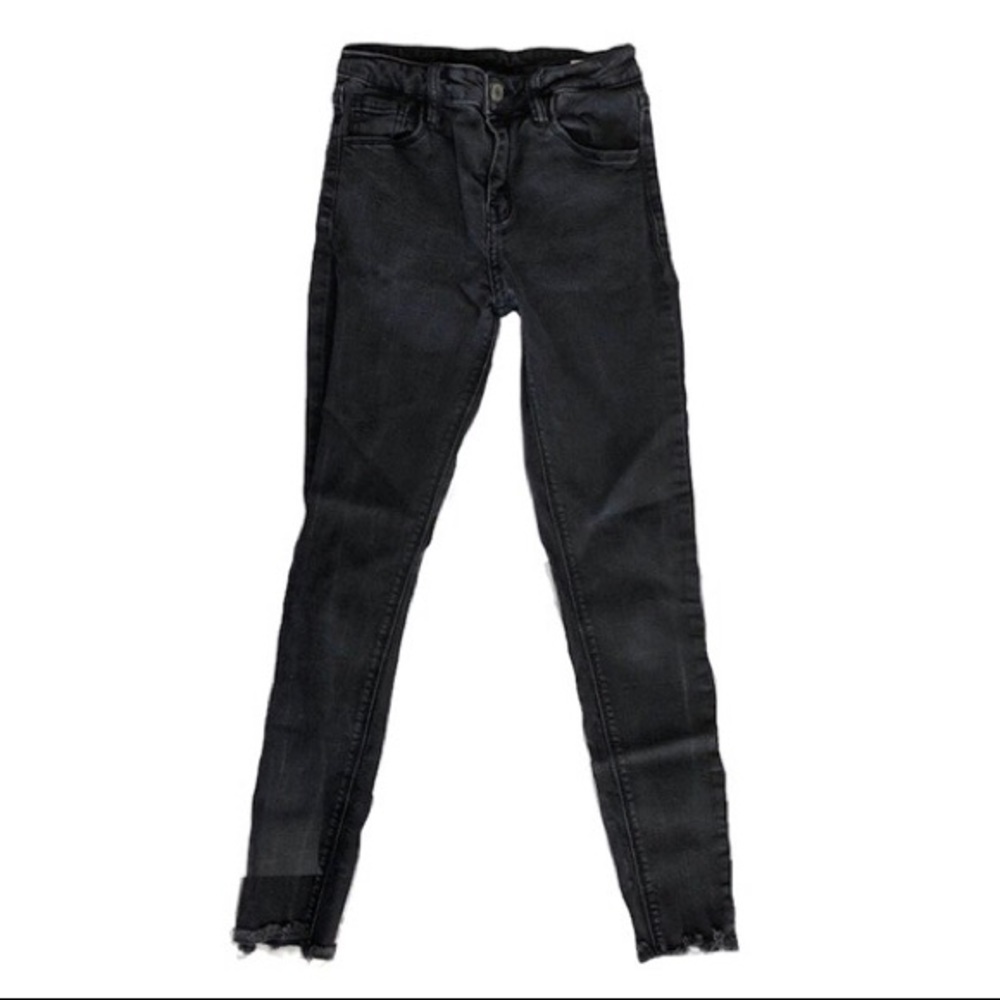 black skinny jeans